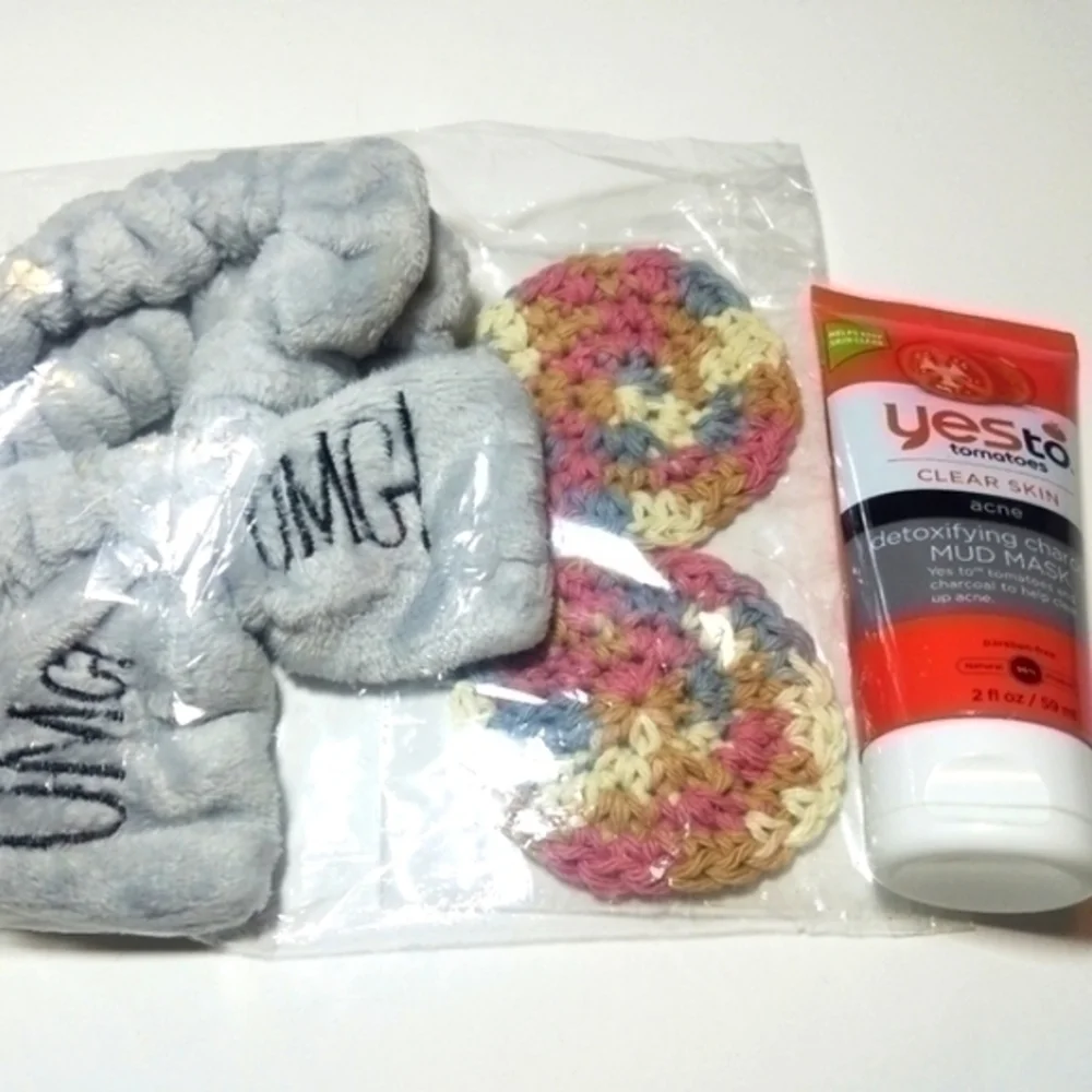 OMG Spa Headband Face Scrubbie Bundle